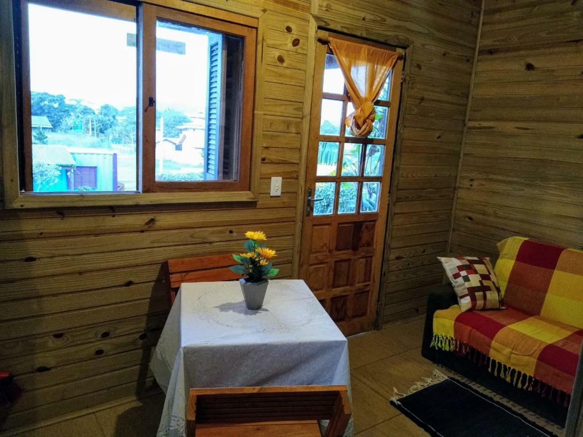 Hindu Box Containers E Cabanas Praia do Rosa Dış mekan fotoğraf